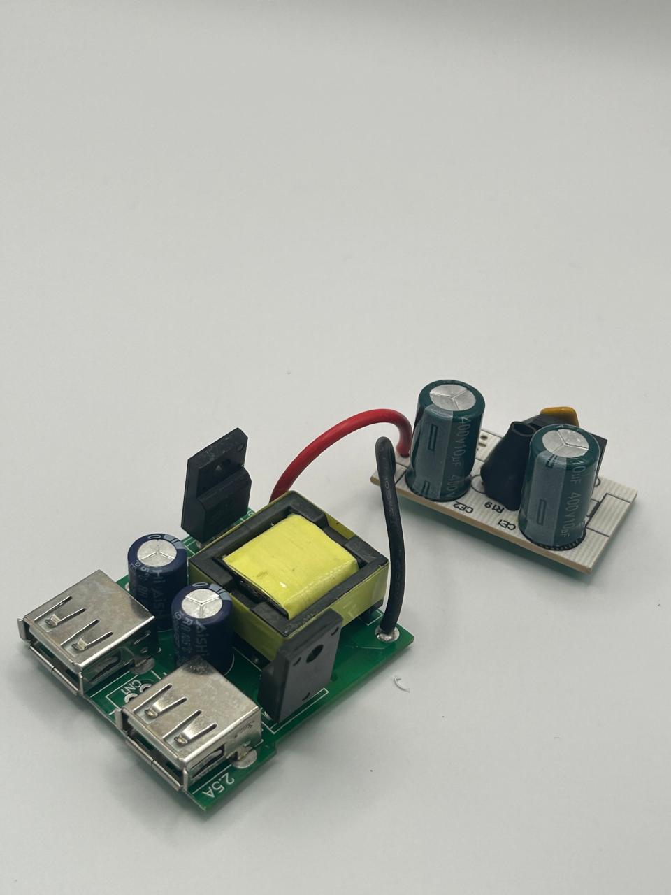 2.5 Amp Dual USB Type A PCBA view 3